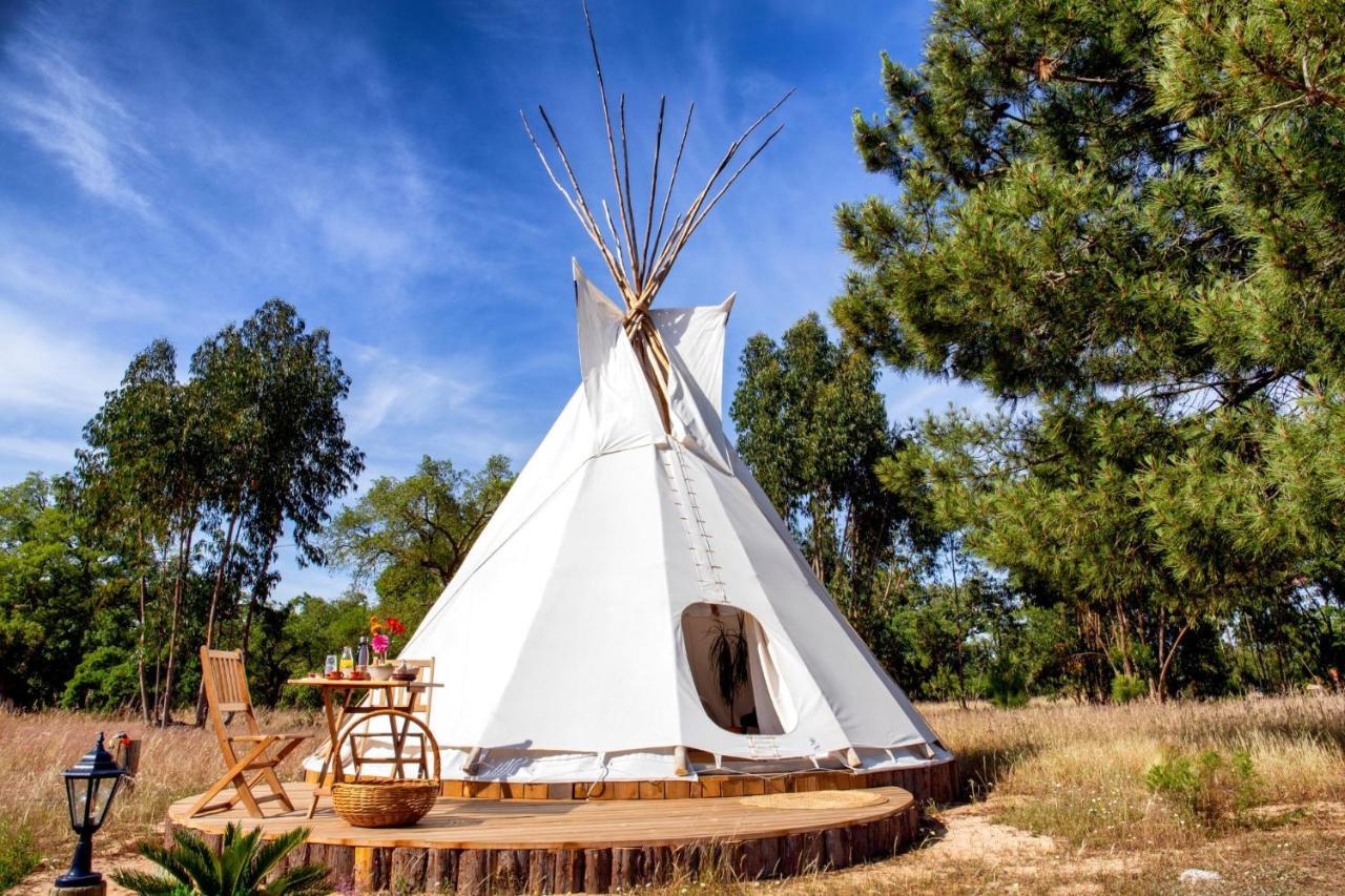 Отель Goodmuda Tipi'S Грандола Экстерьер фото